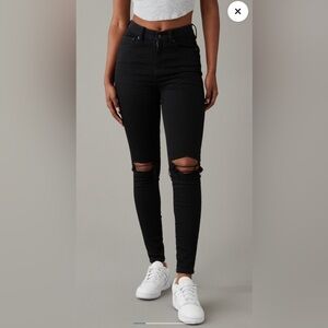 American Eagle High Rise Jegging, black, distressed, EUC, size 2 short